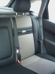 zadní sedačky na Ford Focus 1 v úpravě Octavia RS2